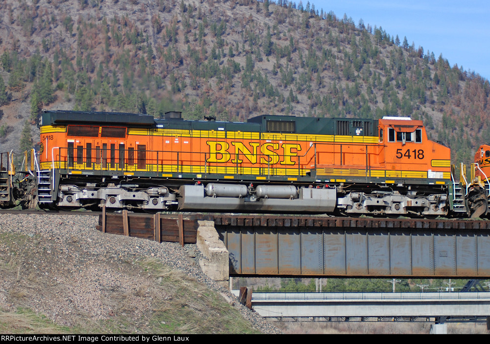 BNSF 5418